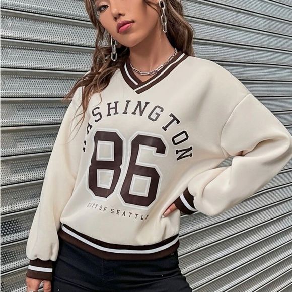 Clothing - Picture 5 of 11